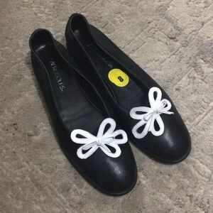 AEROSOLES Black Leather Flats with White Bow Accent